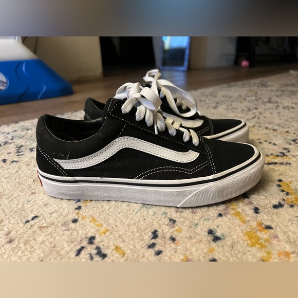 Vans Old Skool Shoe - Picture 4 of 4